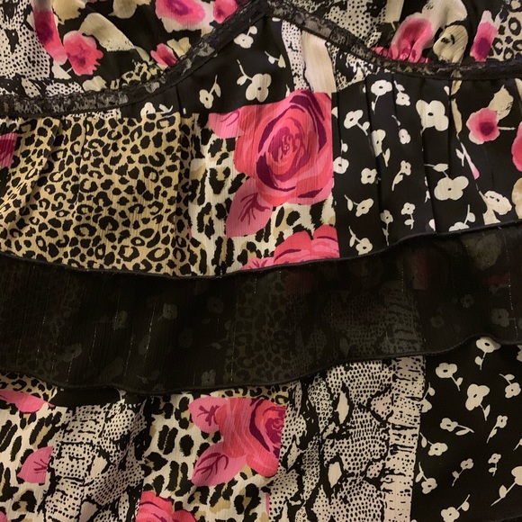 Express Layered Ruffle Cami - Picture 4 of 7